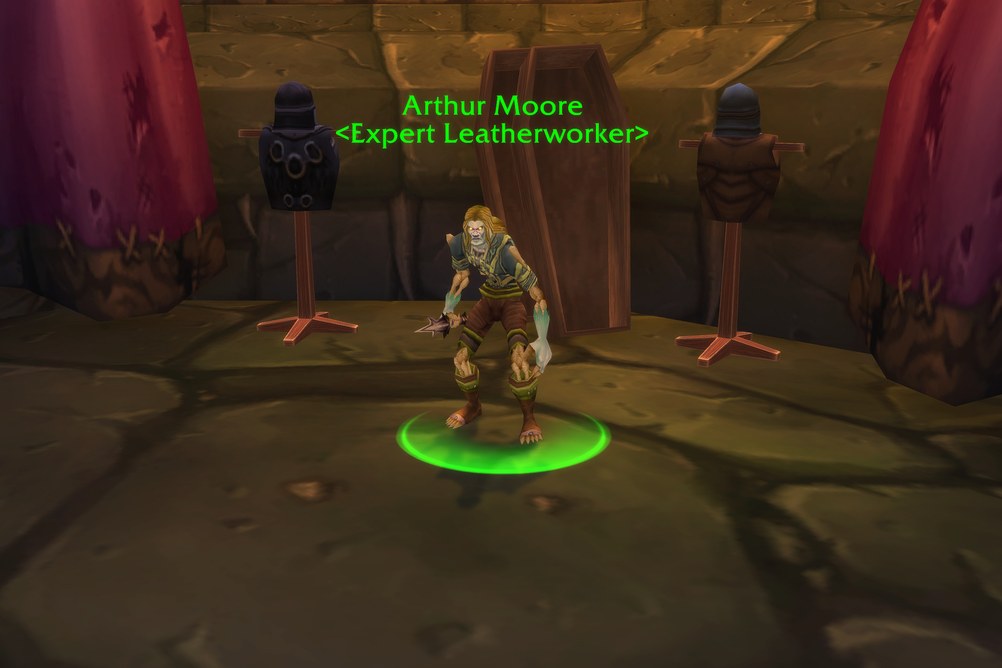 Arthur Moore, Expert Leatherworker in Undercity (WoW Forever)