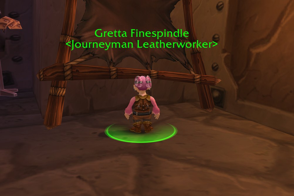 Gretta Finespindle, Journeyman Leatherworker in Ironforge (WoW Forever)